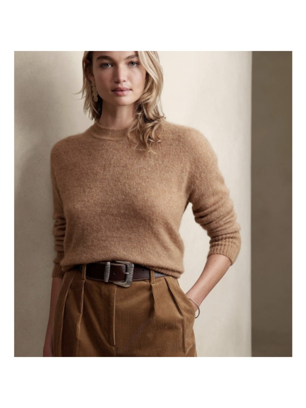 Banana Republic Italian Yarn Alpaca Blend Sweater Camel Tan Women’s Size Small